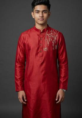 Red silk kurta set for men's 3