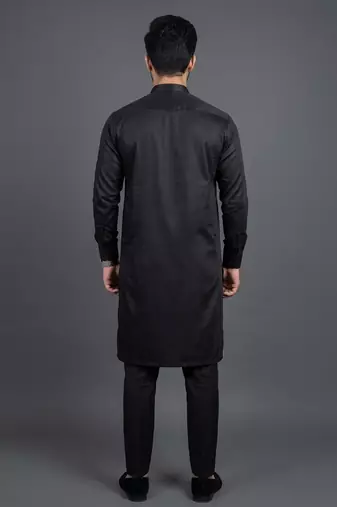 Black silk kurta set for men's