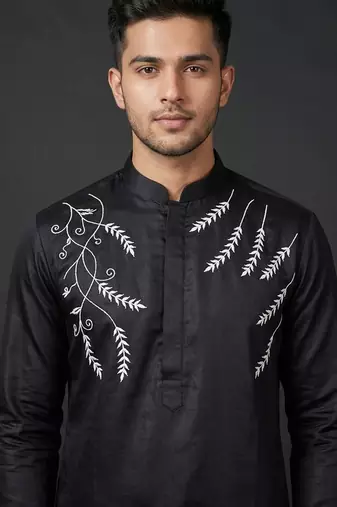 Black silk kurta set for men's