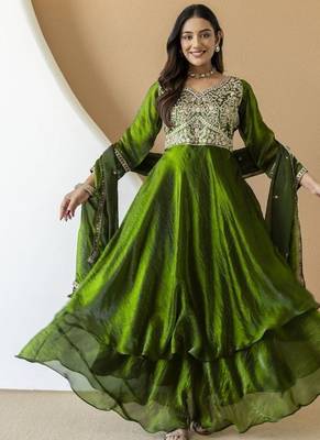 Women's mehndi green embroidered anarkali kurta set with palazzo & dupatta 1
