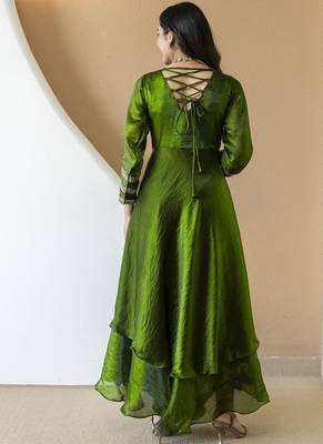 Women's mehndi green embroidered anarkali kurta set with palazzo & dupatta 4