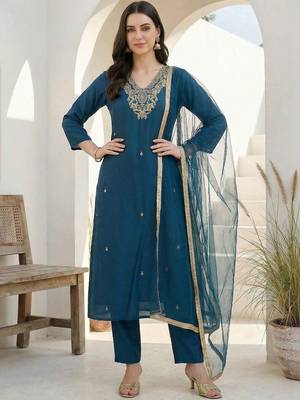 Women Ethnic Motifs Embroidered Regular Thread Work Kurta with Trousers & With Dupatta 1