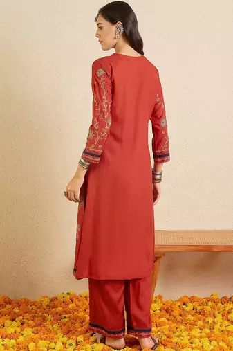 Women Ethnic Motifs Embroidered Regular Thread Work Kurta with Trousers