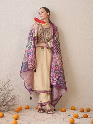 Women Ethnic Motifs Embroidered Regular Thread Work Kurta with Trousers & Dupatta 5