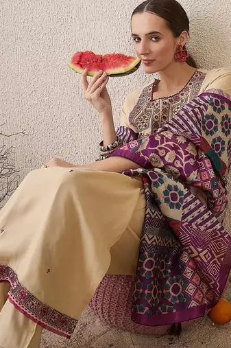 Women Ethnic Motifs Embroidered Regular Thread Work Kurta with Trousers & Dupatta