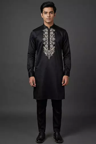 Black silk kurta set for men's