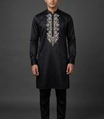 Black silk kurta set for men's