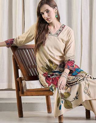 Women Animal Printed Regular Thread Work Kurta with Palazzos 5