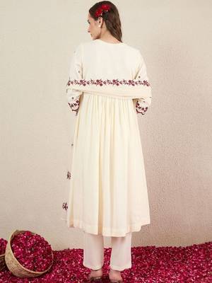 Women Ethnic Motifs Embroidered Empire Thread Work Kurta with Trousers & Dupatta 6