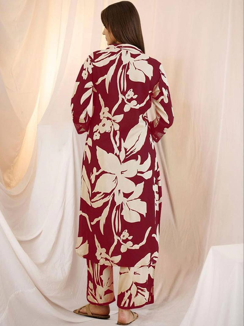 Women Floral Printed Regular Kurta with Trousers