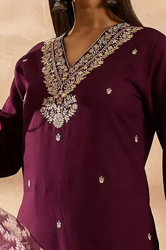Women Ethnic Motifs Embroidered Regular Thread Work Kurta with Trousers & With Dupatta