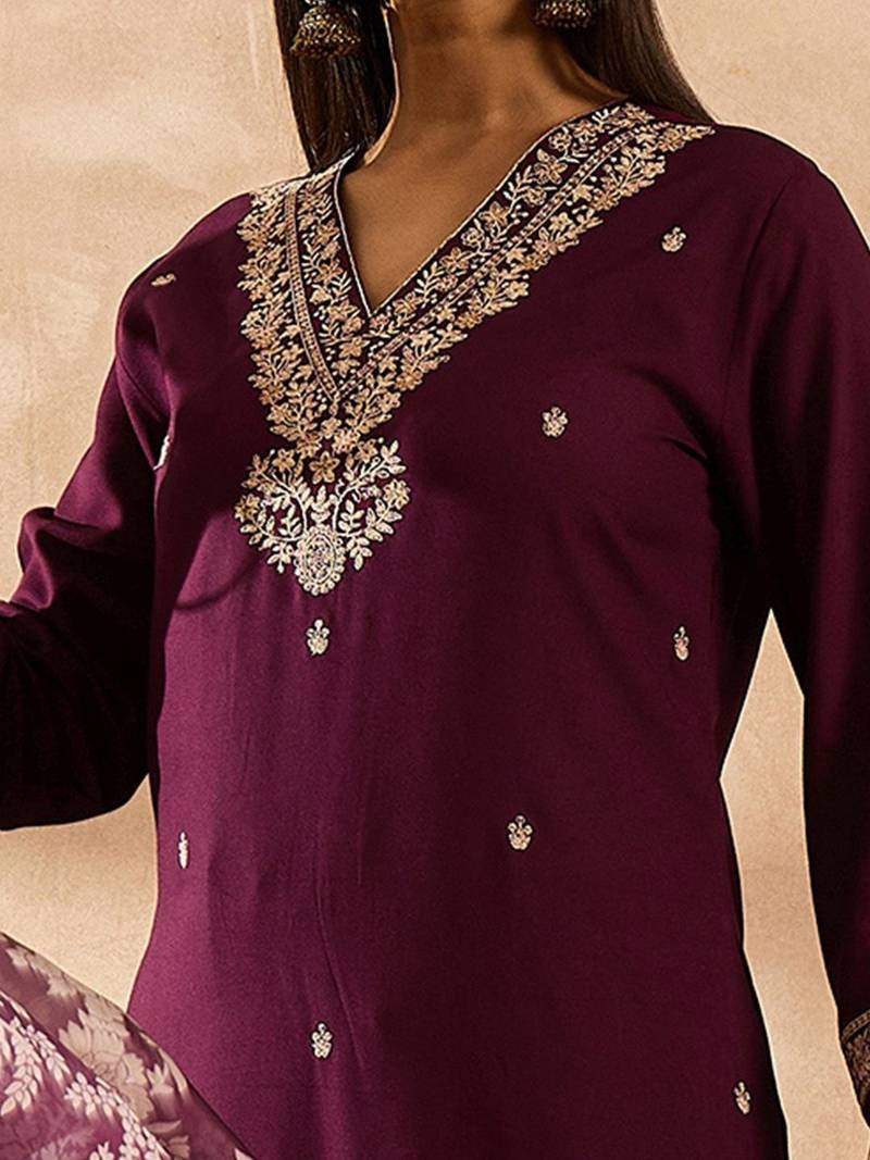 Women Ethnic Motifs Embroidered Regular Thread Work Kurta with Trousers & With Dupatta
