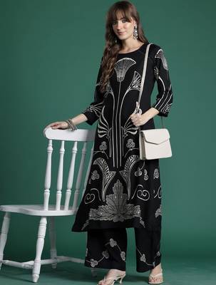 Women Floral Printed Regular Kurta with Palazzos 1