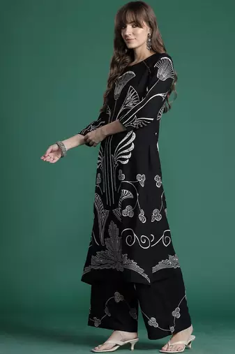 Women Floral Printed Regular Kurta with Palazzos