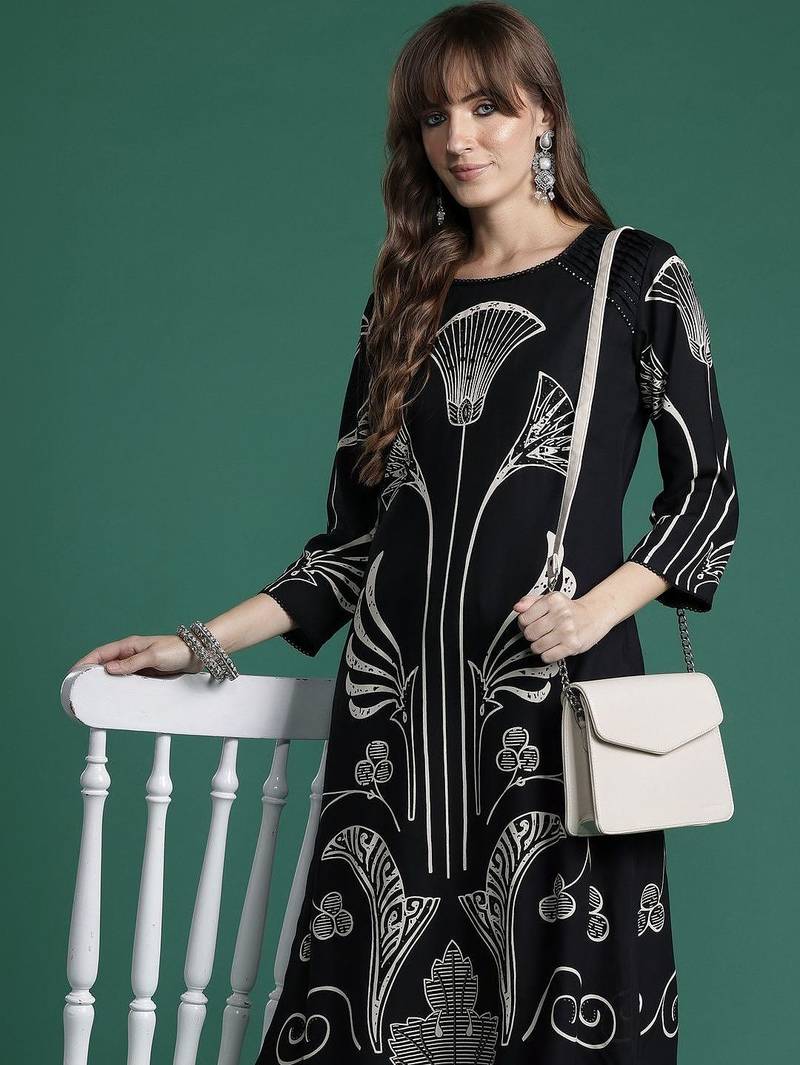 Women Floral Printed Regular Kurta with Palazzos