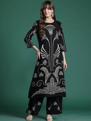 Women Floral Printed Regular Kurta with Palazzos 5