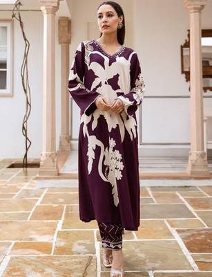 Women Floral Printed Regular Beads and Stones Kurta with Salwar 1