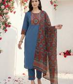 Women Ethnic Motifs Yoke Design Regular Thread Work Pure Cotton Kurta with Trousers & With Dupatta