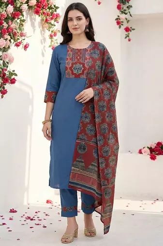 Women Ethnic Motifs Yoke Design Regular Thread Work Pure Cotton Kurta with Trousers & With Dupatta