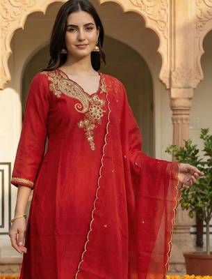 Women Ethnic Motifs Embroidered Regular Thread Work Liva Kurta with Trousers & With Dupatta 3