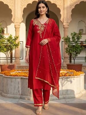 Women Ethnic Motifs Embroidered Regular Thread Work Liva Kurta with Trousers & With Dupatta 6