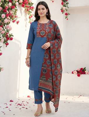 Women Ethnic Motifs Yoke Design Regular Thread Work Pure Cotton Kurta with Trousers & With Dupatta 1