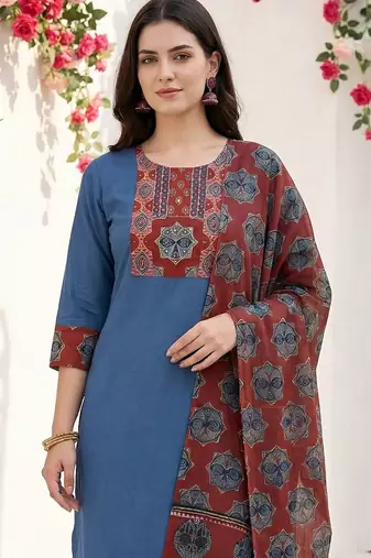 Women Ethnic Motifs Yoke Design Regular Thread Work Pure Cotton Kurta with Trousers & With Dupatta
