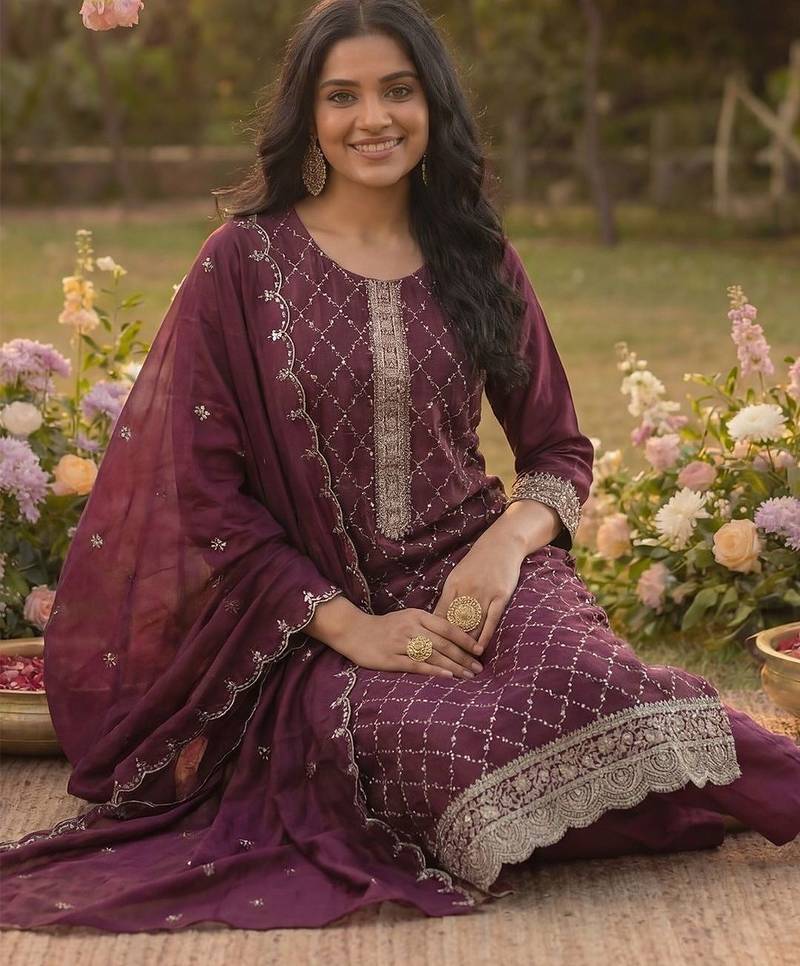 Women Ethnic Motifs Embroidered Regular Thread Work Kurta with Trousers & With Dupatta