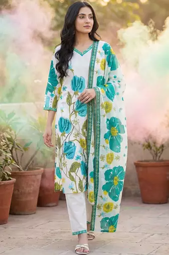 Women Floral Printed Regular Pure Cotton Kurta with Trousers & With Dupatta