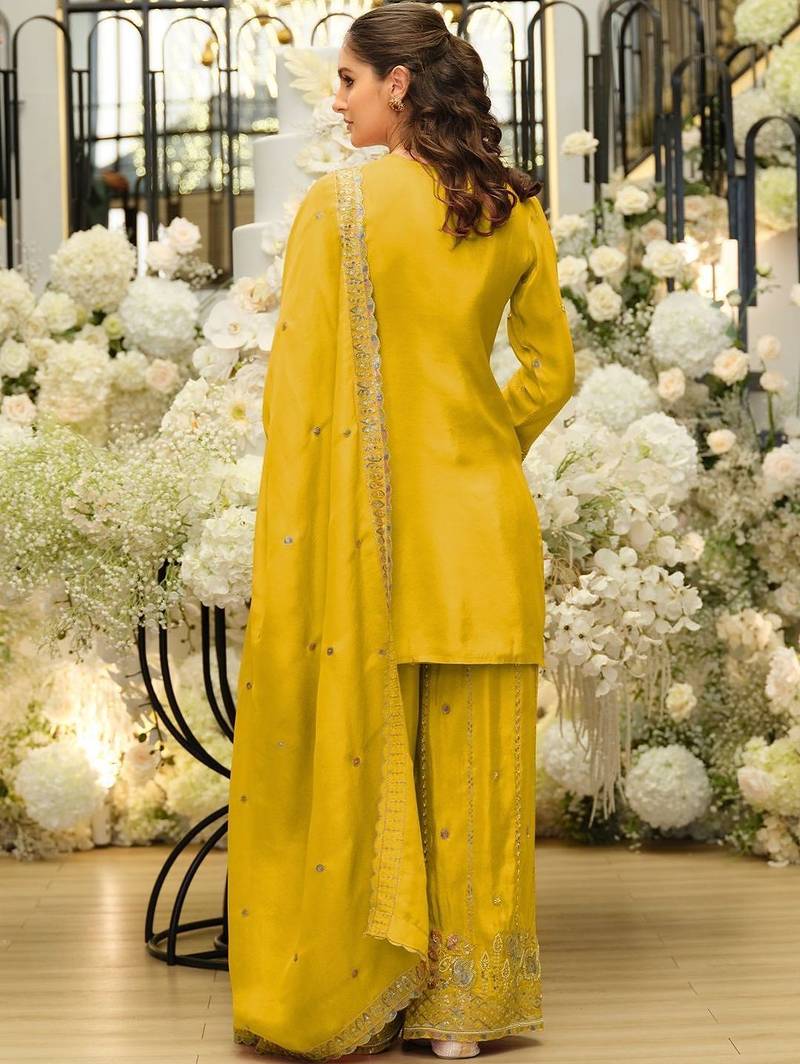 Women Ethnic Motifs Embroidered Regular Sequinned Kurta with Sharara & With Dupatta