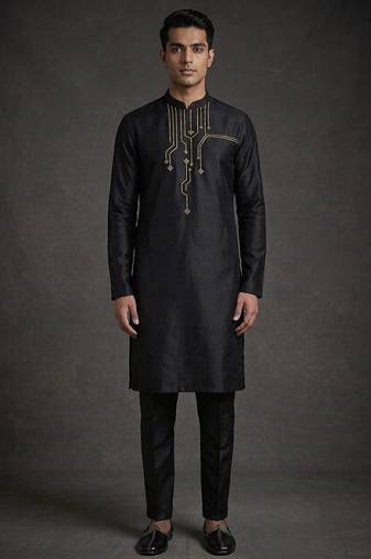 Black silk kurta set for men's