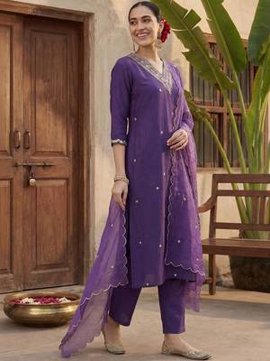 Ethnic Motifs Embroidered Regular Gotta Patti Kurta with Trousers & With Dupatta 1