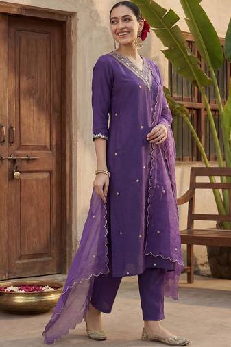 Ethnic Motifs Embroidered Regular Gotta Patti Kurta with Trousers & With Dupatta