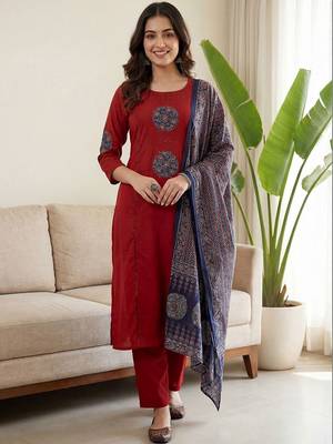 Women Ethnic Motifs Embroidered Regular Beads and Stones Pure Cotton Kurta with Trousers & With 5