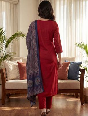 Women Ethnic Motifs Embroidered Regular Beads and Stones Pure Cotton Kurta with Trousers & With 7