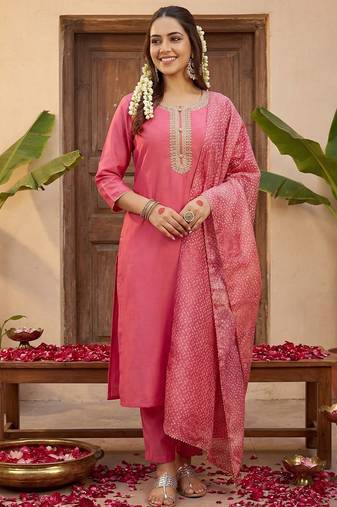 Women Ethnic Motifs Embroidered Regular Kurta with Trousers & With Dupatta