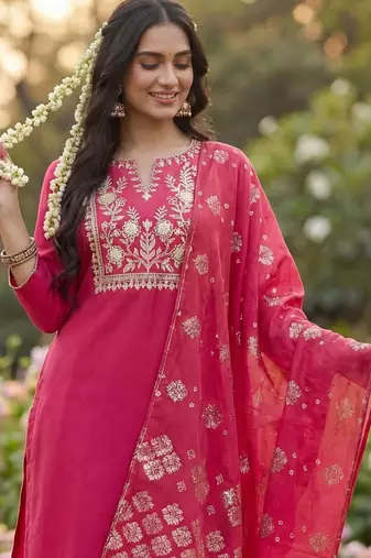 Women Ethnic Motifs Embroidered Regular Kurta with Trousers & With Dupatta