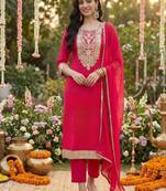 Women Ethnic Motifs Printed Regular Kurta with Trousers & With Dupatta