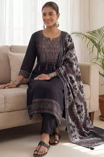 Women Ethnic Motifs Embroidered Regular Thread Work Kurta with Trousers & With Dupatta