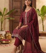Women Ethnic Motifs Embroidered Regular Kurta with Trousers & With Dupatta