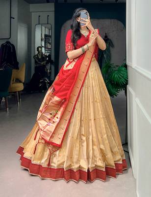 Women's Kanchipuram Silk Zari Woven Lehenga Choli with Paithani Jacquard Dupatta. 4