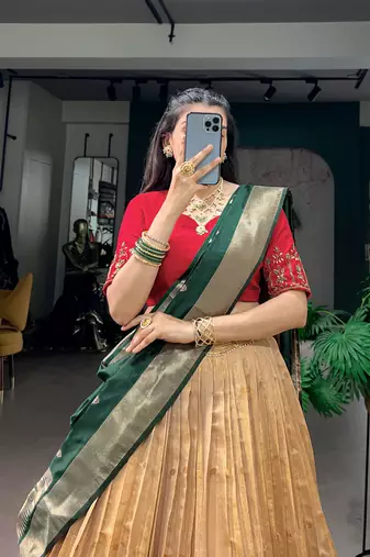 Women's Kanchipuram silk blend Zari Woven Lehenga Choli with Paithani Jacquard Dupatta