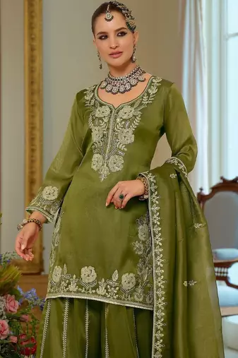 Women Ethnic Motifs Embroidered Regular Thread Work Kurta with Sharara & With Dupatta