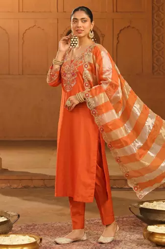 Embroidered Silk Blend Straight Kurta Pant and Dupatta Set