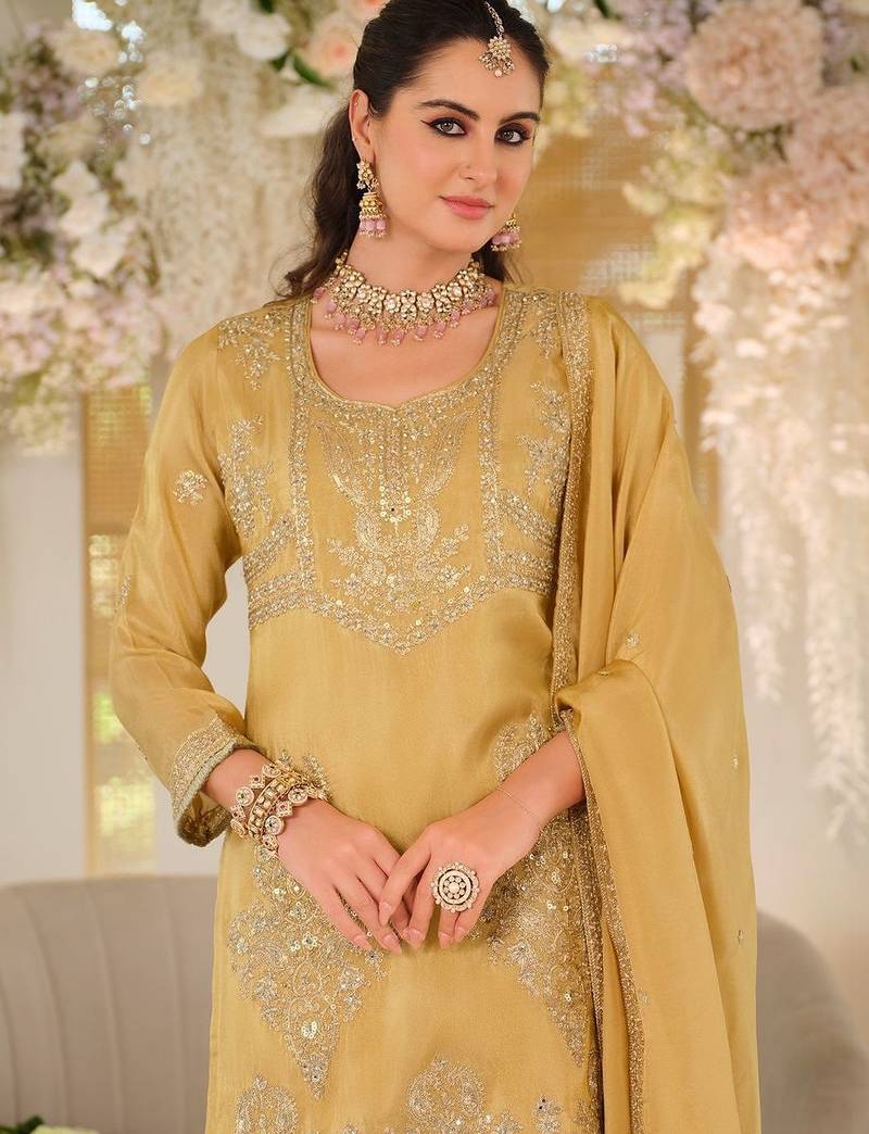 Women Ethnic Motifs Embroidered Regular Thread Work Kurta with Palazzos & With Dupatta