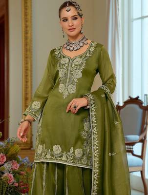 Women Ethnic Motifs Embroidered Regular Thread Work Kurta with Sharara & With Dupatta 2
