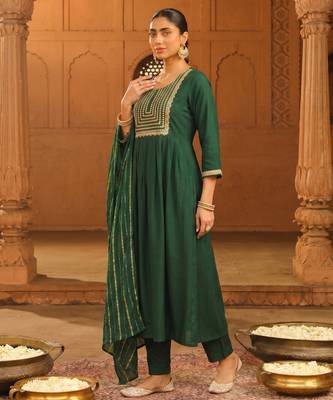 Women's Beautiful Embroidery Work Viscose Silk Fabric Flared Kurta Pant and Dupatta Set 3