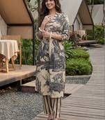Women Ethnic Motifs Printed Regular Linen Kurta with Trousers