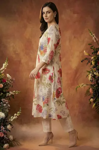 Women Floral Printed Regular Pure Cotton Kurta with Trousers
