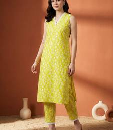 Women Floral Printed Regular Pure Cotton Kurta with Trousers